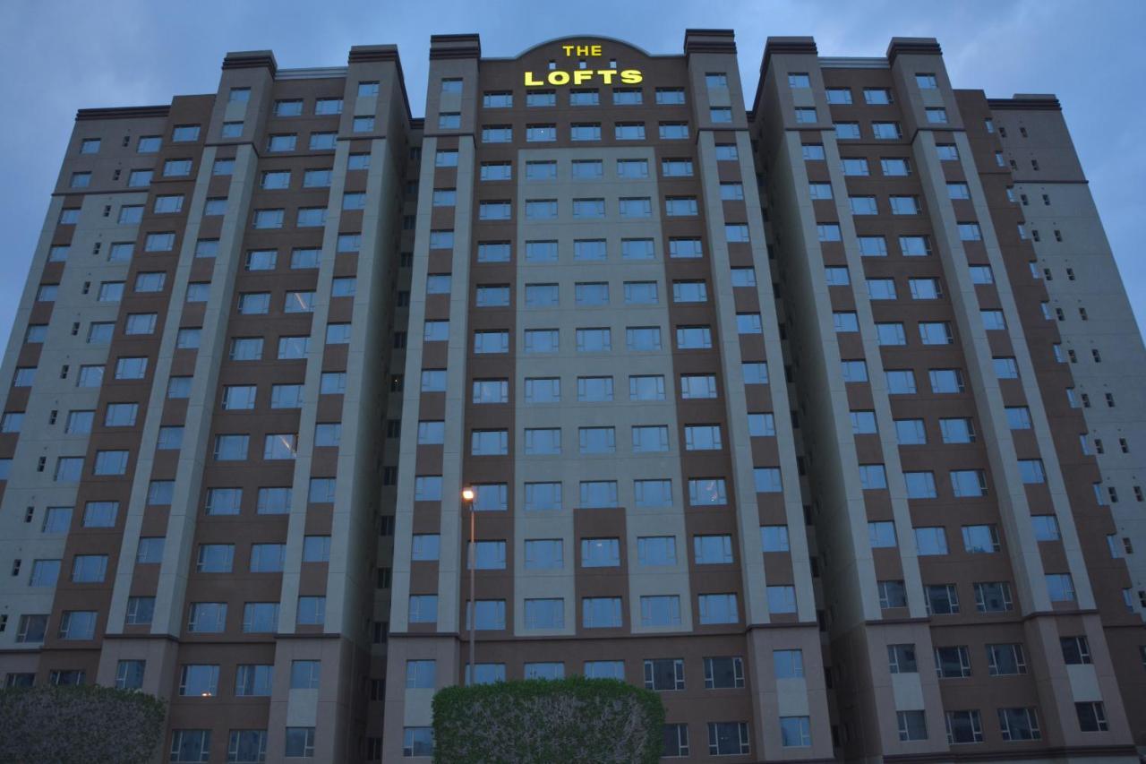 Hostel The Lofts Kuwait Fintas Kuwait City Exterior foto