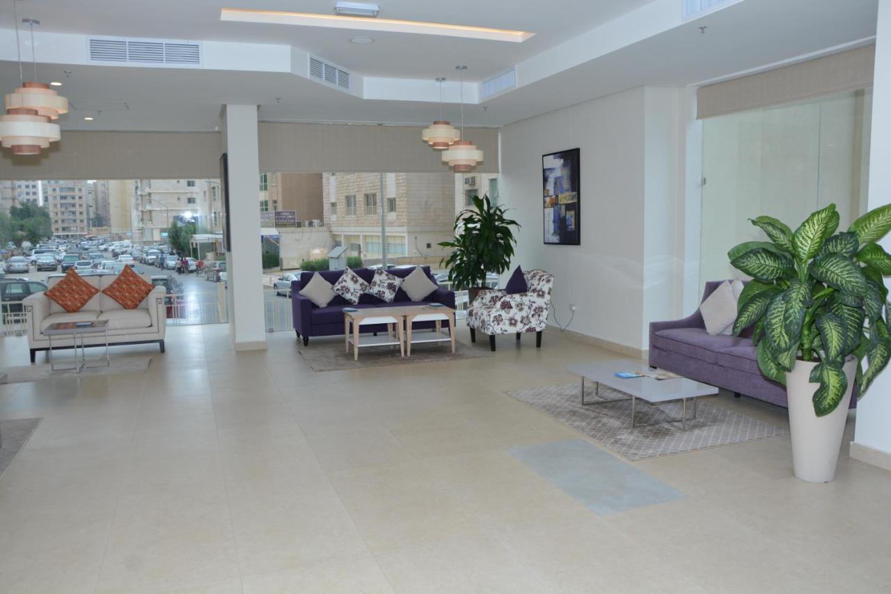 Hostel The Lofts Kuwait Fintas Kuwait City Exterior foto